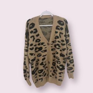 Cheetah sweater